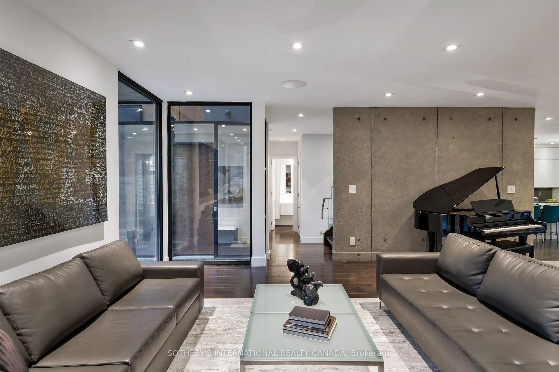 Photo 18 of 5 Hartfield Road, Etobicoke, Edenbridge-Humber Valley — HOMEH