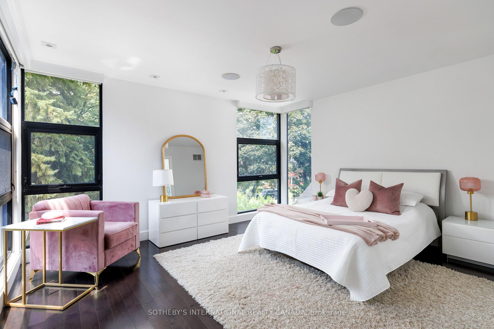 Photo 32 of 5 Hartfield Road, Etobicoke, Edenbridge-Humber Valley — HOMEH