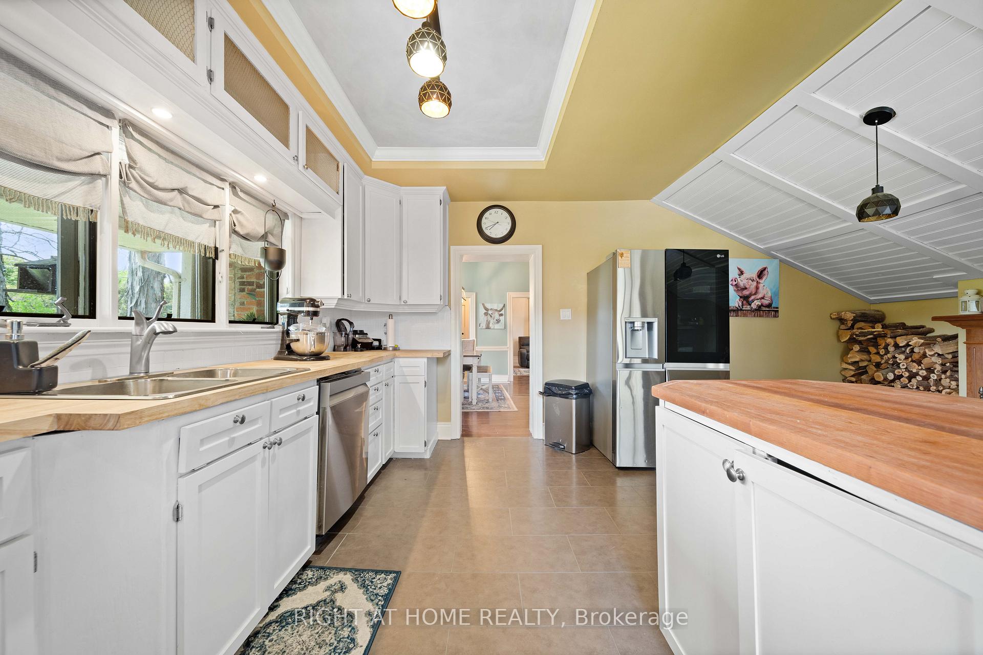 Photo 9 of 51184 Ashton Street, Malahide, Springfield — HOMEH