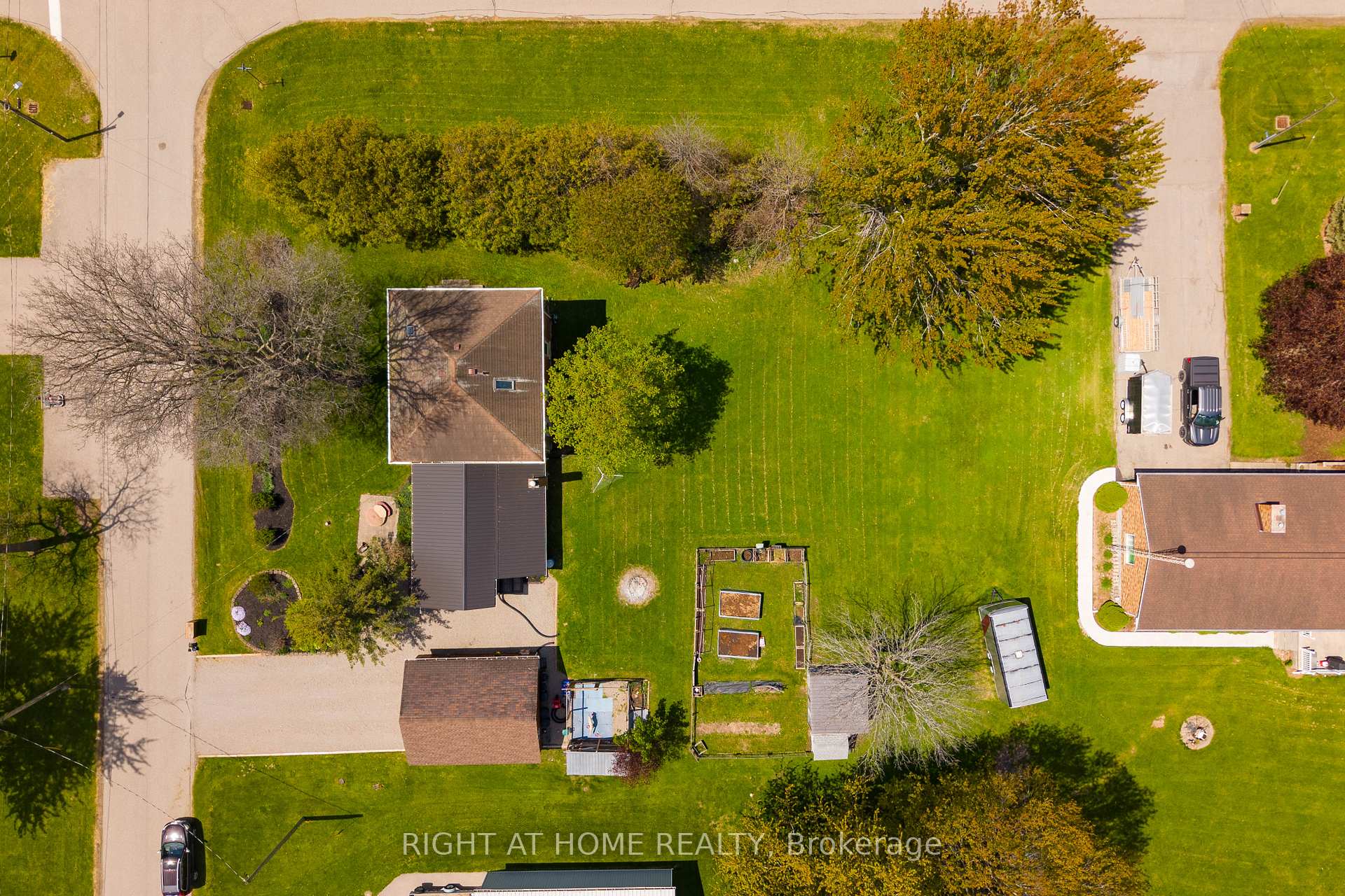 Photo 37 of 51184 Ashton Street, Malahide, Springfield — HOMEH