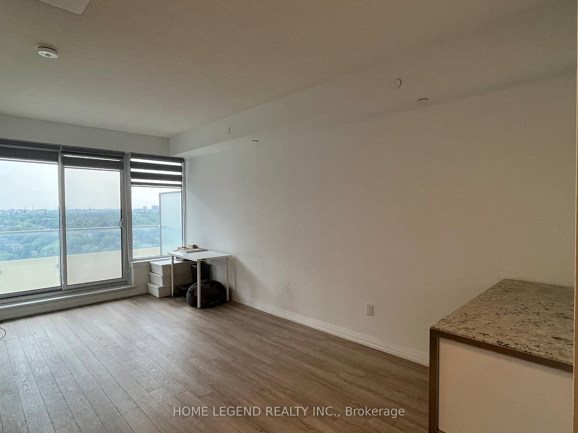 Photo 7 of Unit 1908, 75 Canterbury Place, North York, Willowdale West — HOMEH