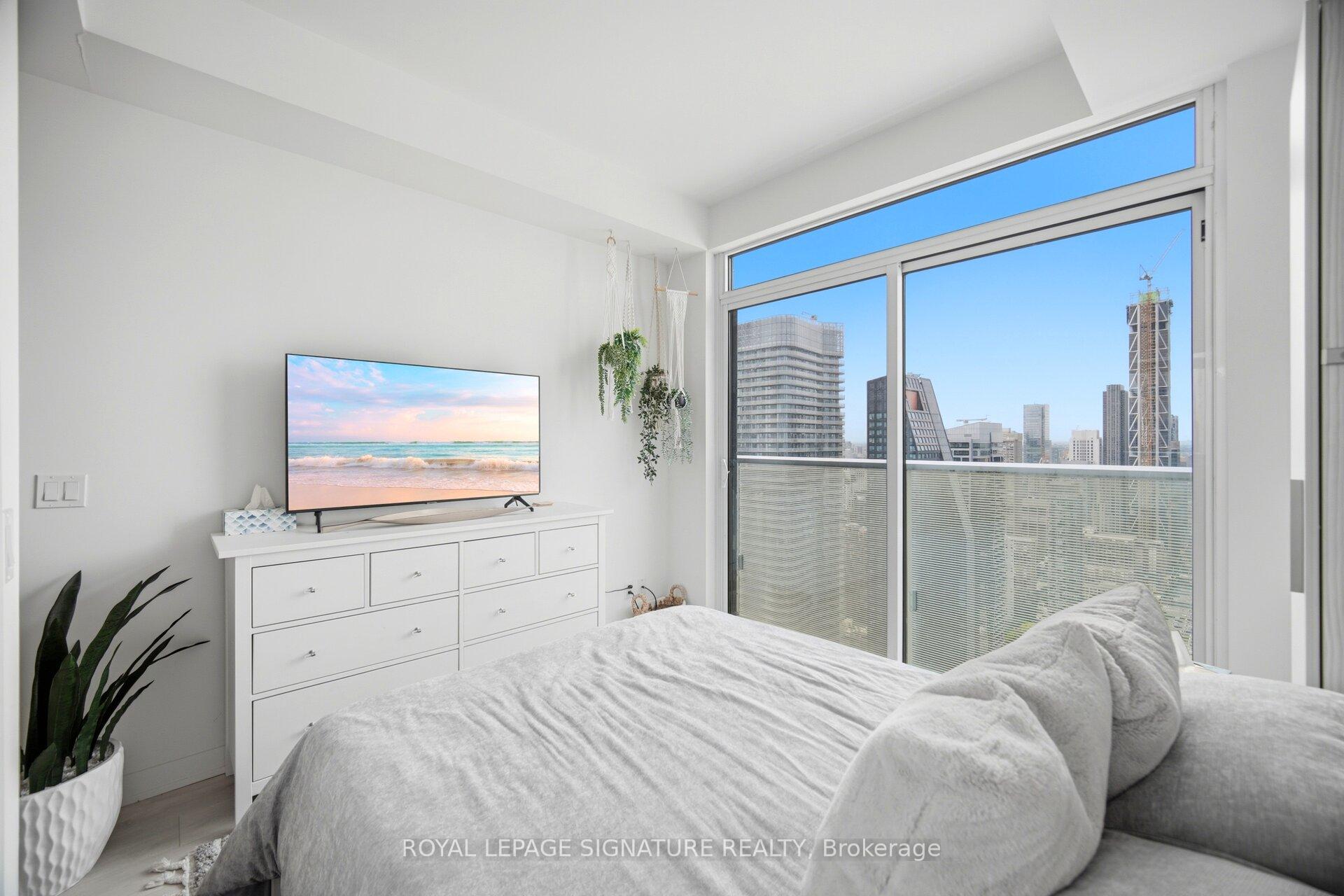 Photo 18 of Unit 5204, 501 Yonge Street, Toronto, Church-Yonge Corridor — HOMEH