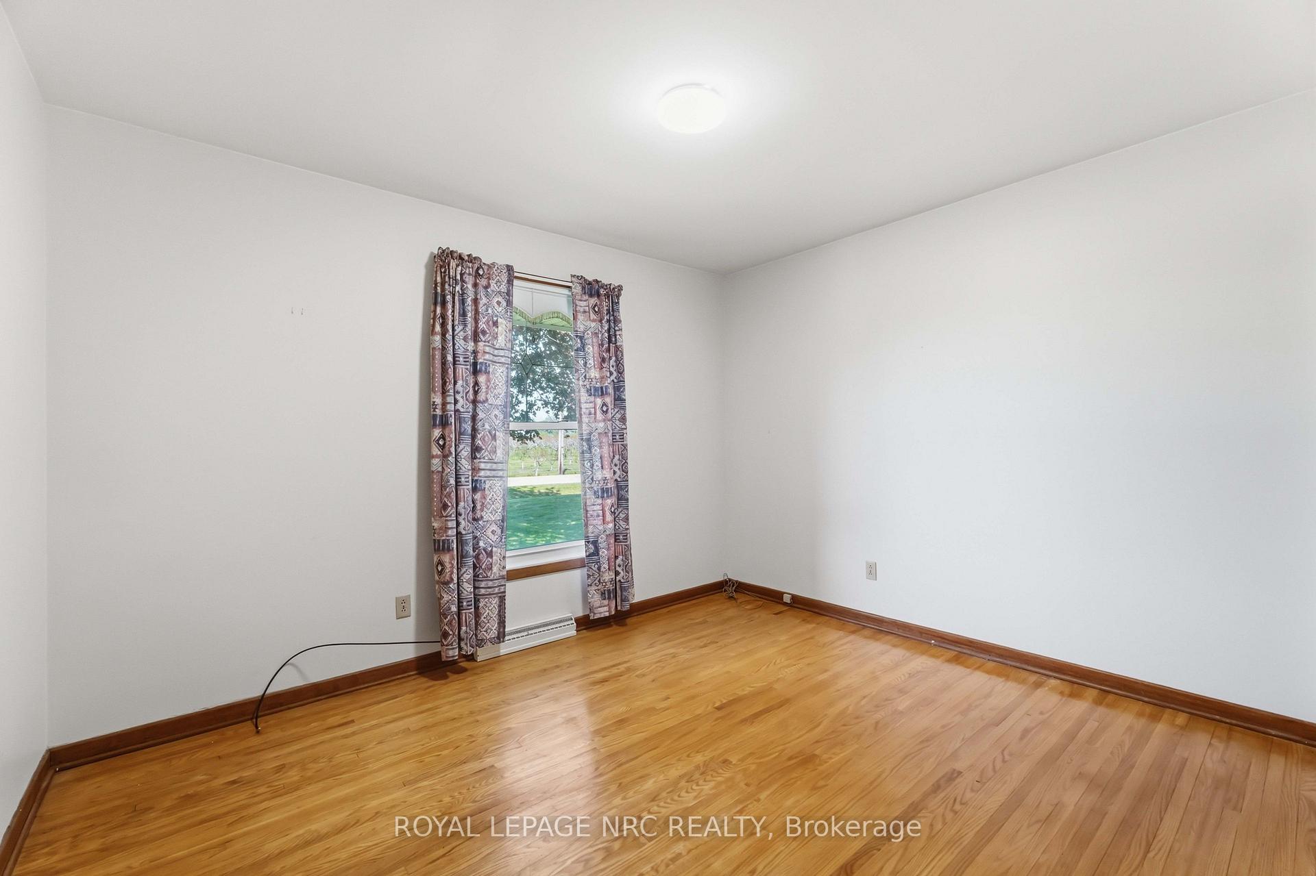 Photo 17 of 4271 13th Street, Lincoln, Lincoln-Jordan/Vineland — HOMEH