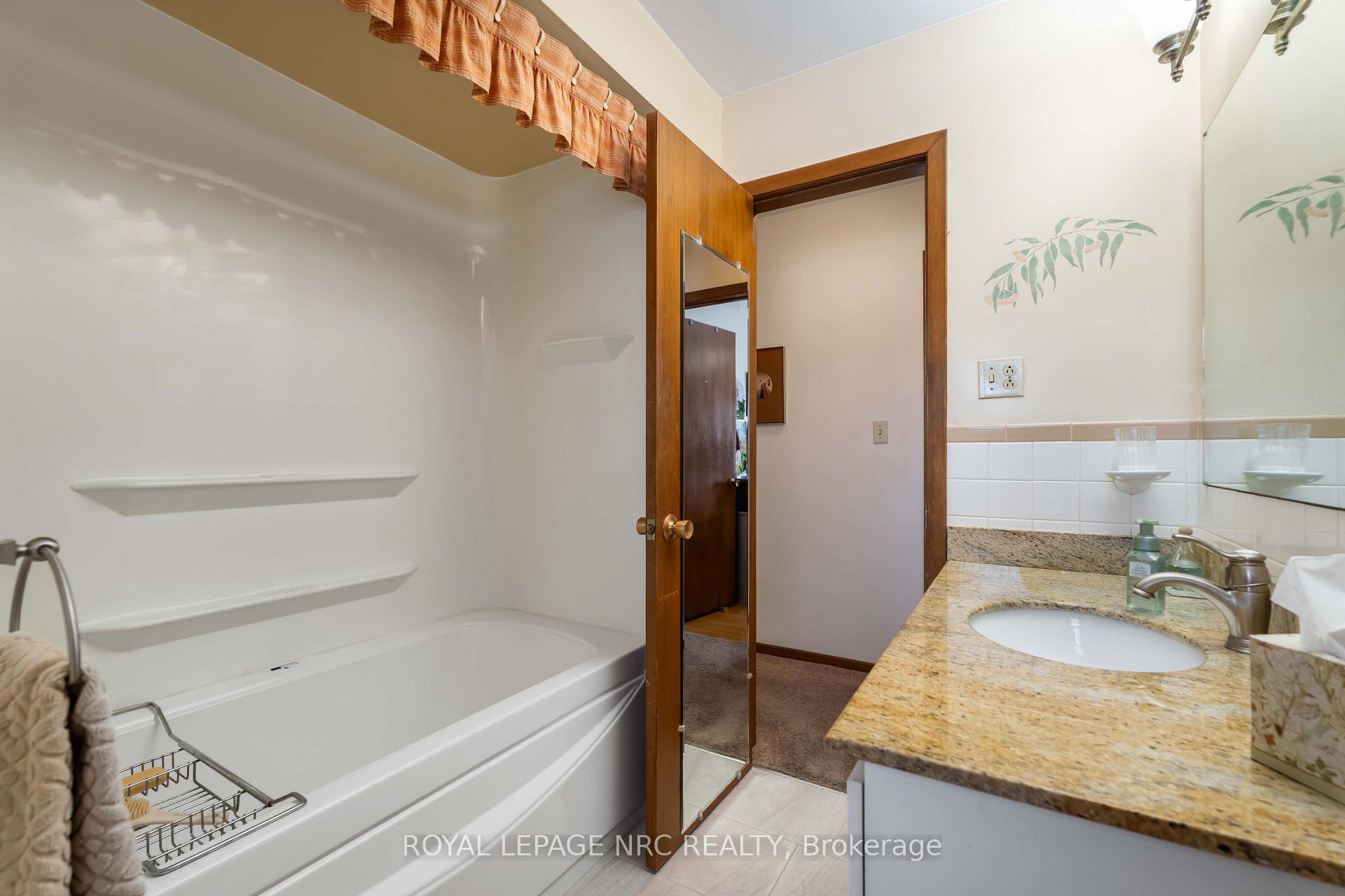 Photo 21 of 4271 13th Street, Lincoln, Lincoln-Jordan/Vineland — HOMEH