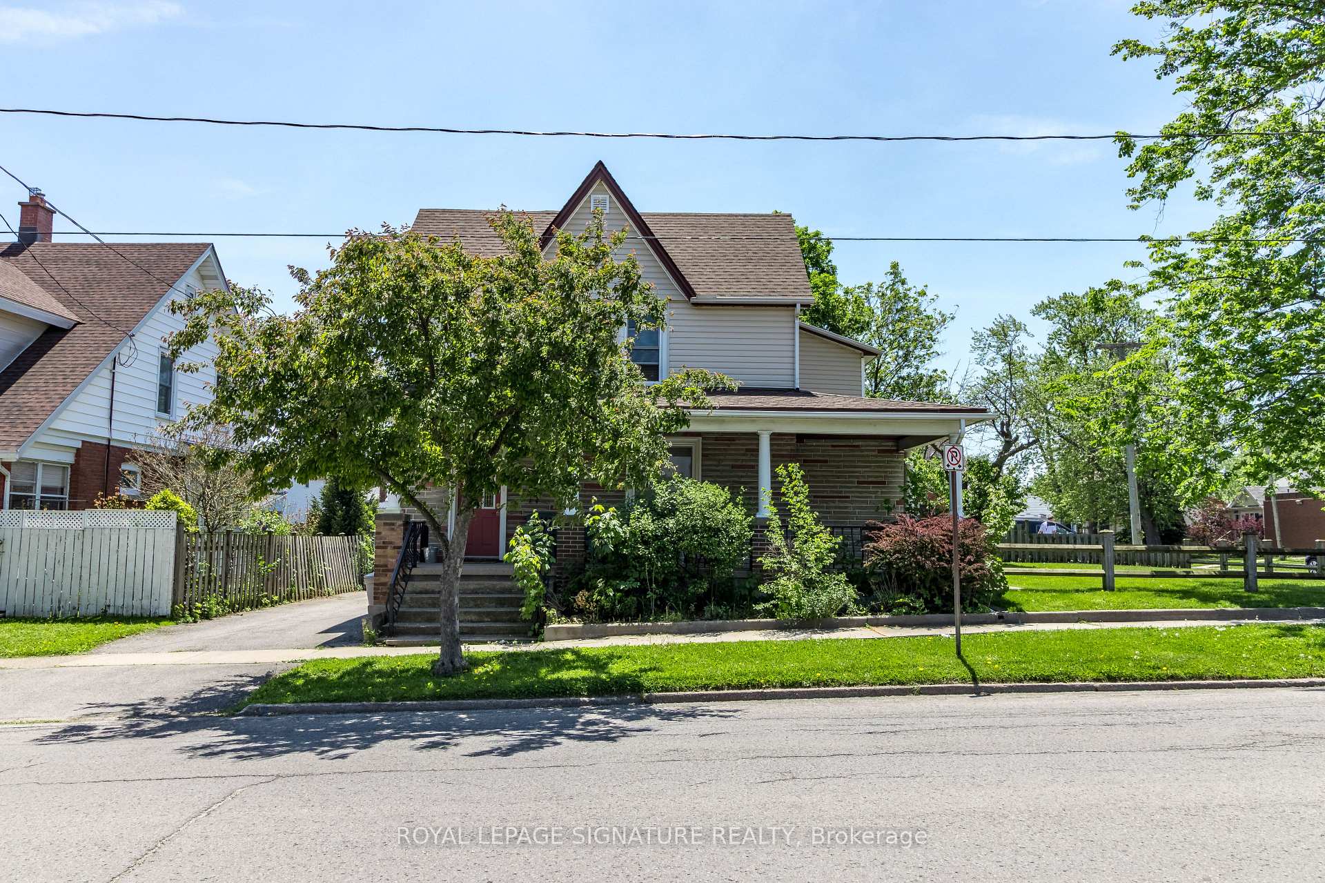 Photo 1 of 23 Sullivan Avenue, Thorold, Thorold Downtown — HOMEH