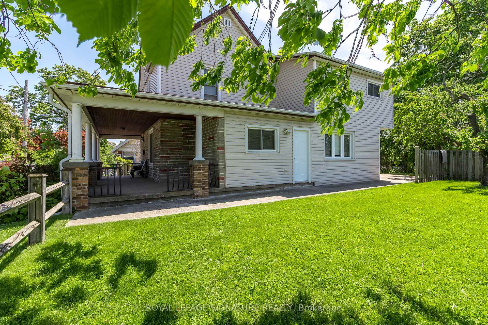 Photo 3 of 23 Sullivan Avenue, Thorold, Thorold Downtown — HOMEH