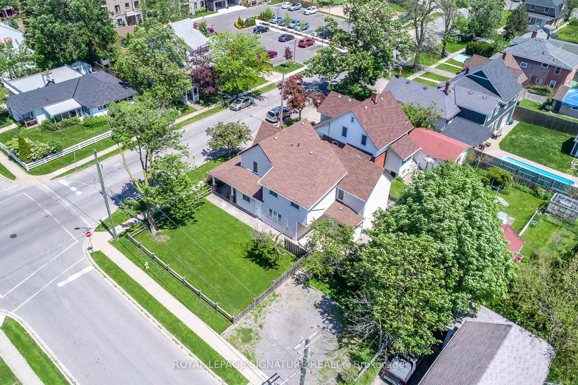 Photo 42 of 23 Sullivan Avenue, Thorold, Thorold Downtown — HOMEH