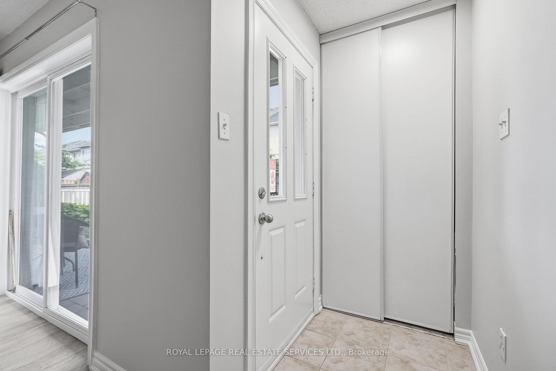 Photo 8 of 203-1701 Lampman Avenue, Burlington, Uptown — HOMEH