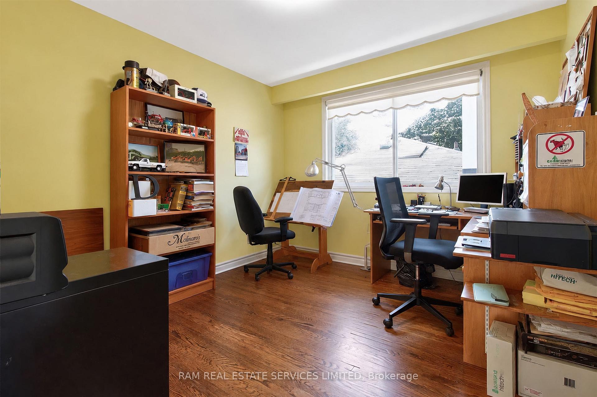 Photo 23 of 46 Summitcrest Drive, Etobicoke, Willowridge-Martingrove-Richview — HOMEH