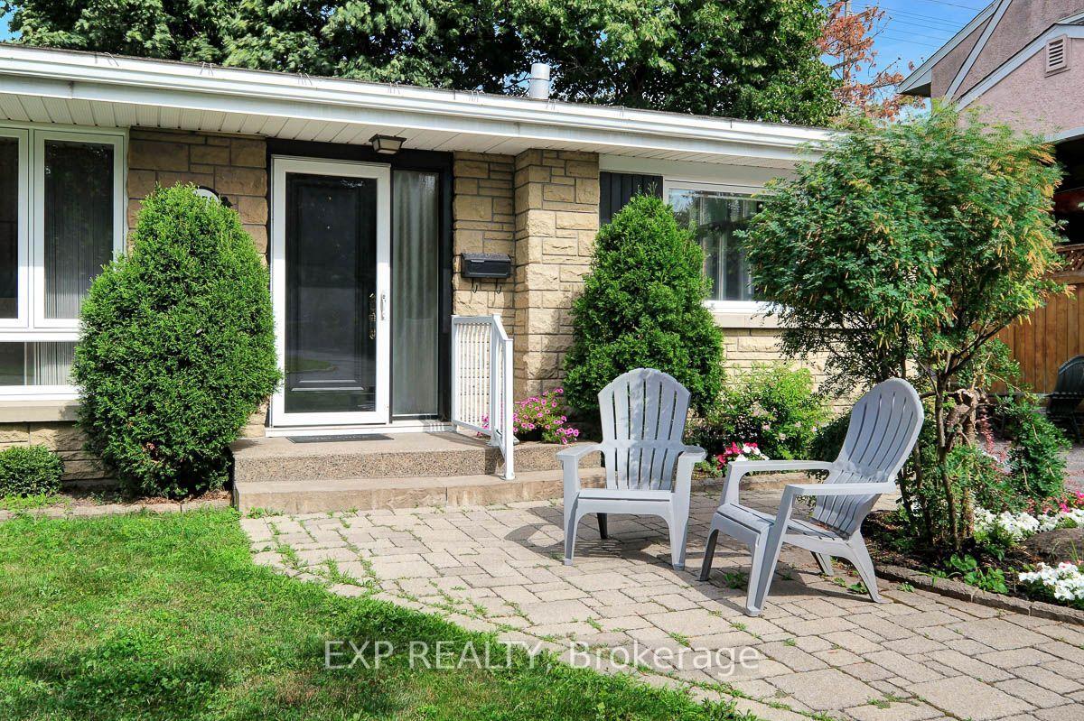 Photo 6 of 1473 Chomley Crescent, Ottawa, Riverview Park — HOMEH