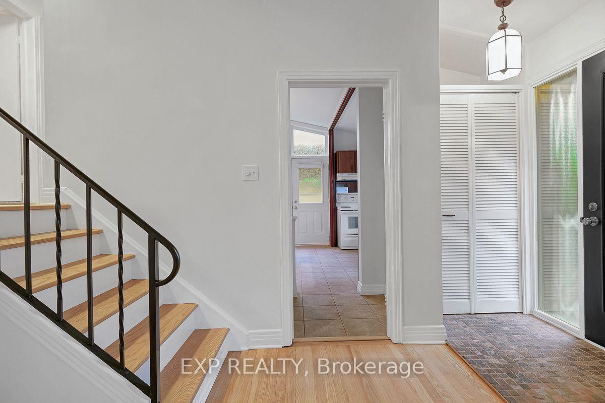 Photo 11 of 1473 Chomley Crescent, Ottawa, Riverview Park — HOMEH