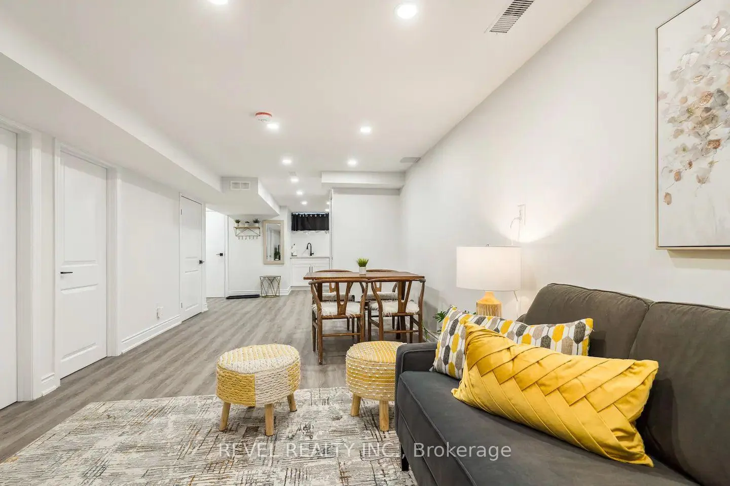 Photo 2 of Unit 2, 1015 Garth Street, Hamilton, Rolston — HOMEH