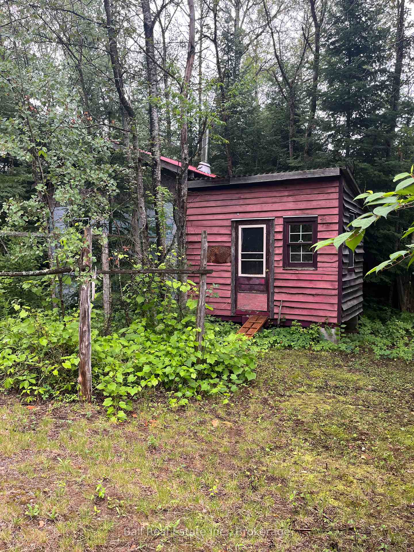 Photo 22 of 540 Rose Island Road, Wollaston — HOMEH