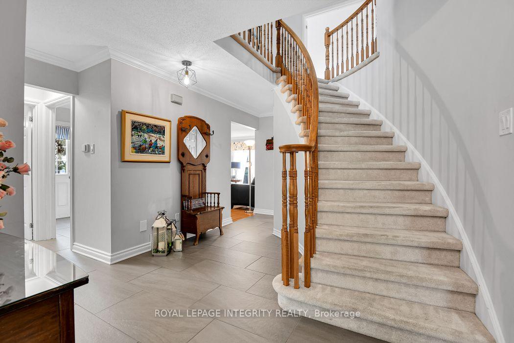 Photo 2 of 46 Dartmoor Drive, Ottawa, Kanata - Bridlewood — HOMEH