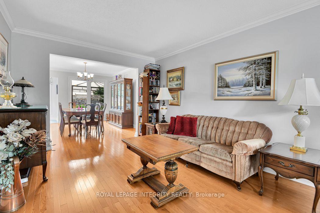 Photo 4 of 46 Dartmoor Drive, Ottawa, Kanata - Bridlewood — HOMEH
