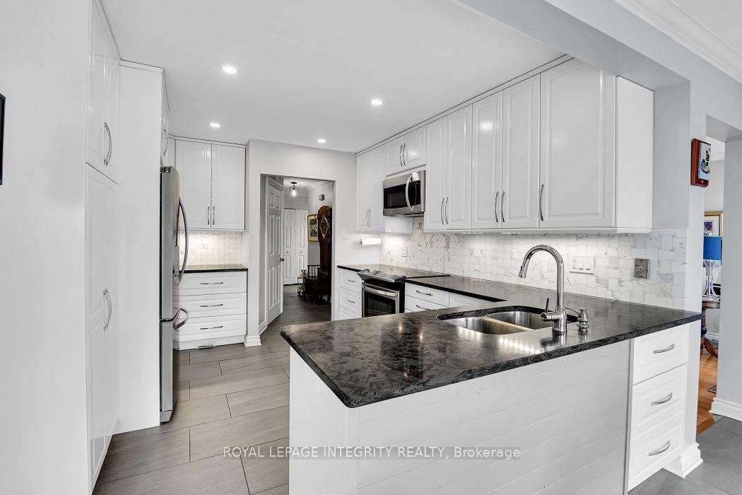 Photo 6 of 46 Dartmoor Drive, Ottawa, Kanata - Bridlewood — HOMEH