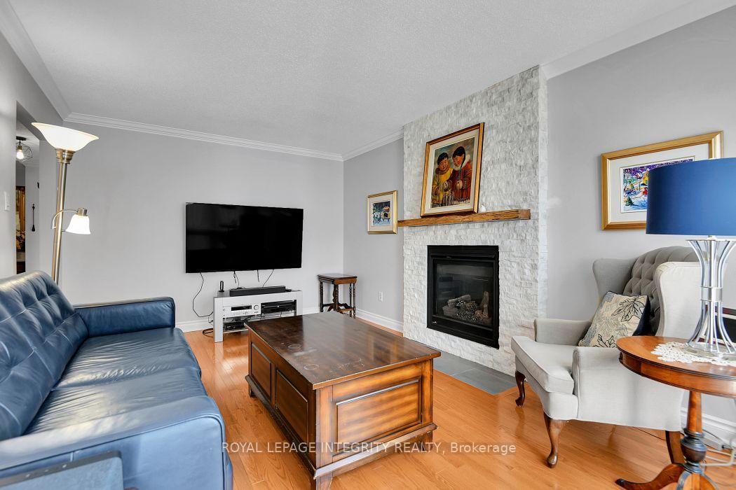 Photo 10 of 46 Dartmoor Drive, Ottawa, Kanata - Bridlewood — HOMEH