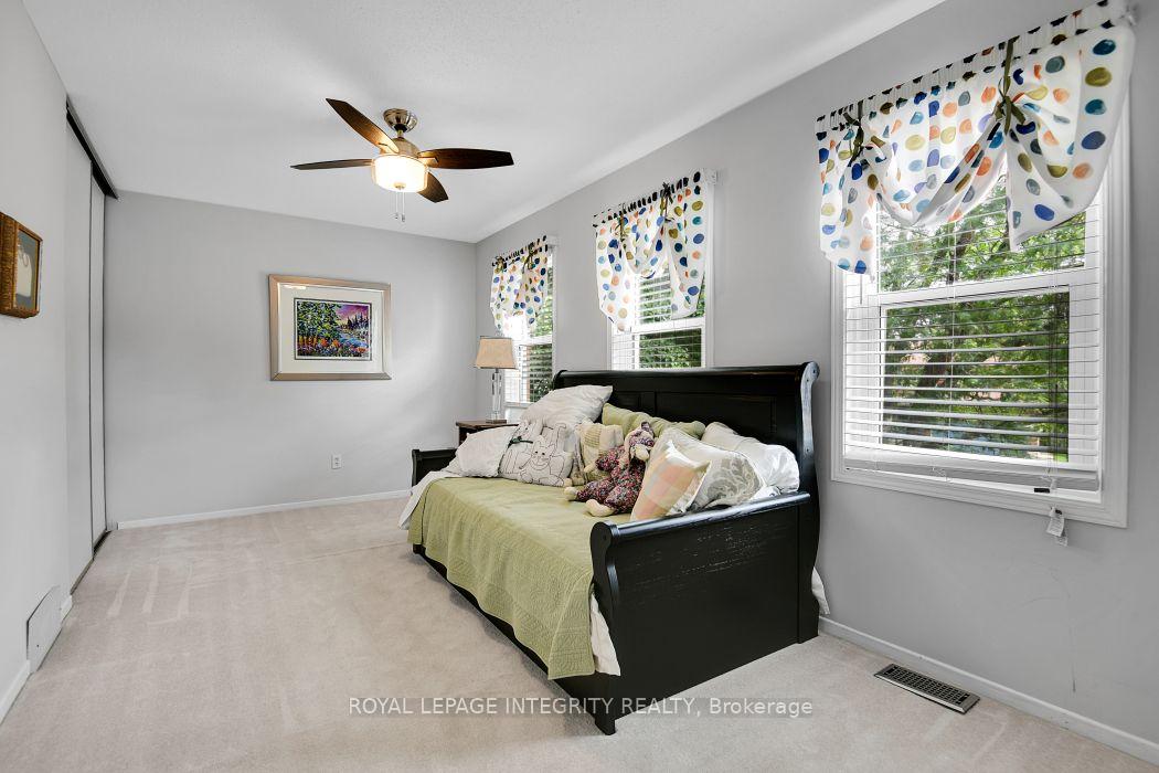 Photo 17 of 46 Dartmoor Drive, Ottawa, Kanata - Bridlewood — HOMEH
