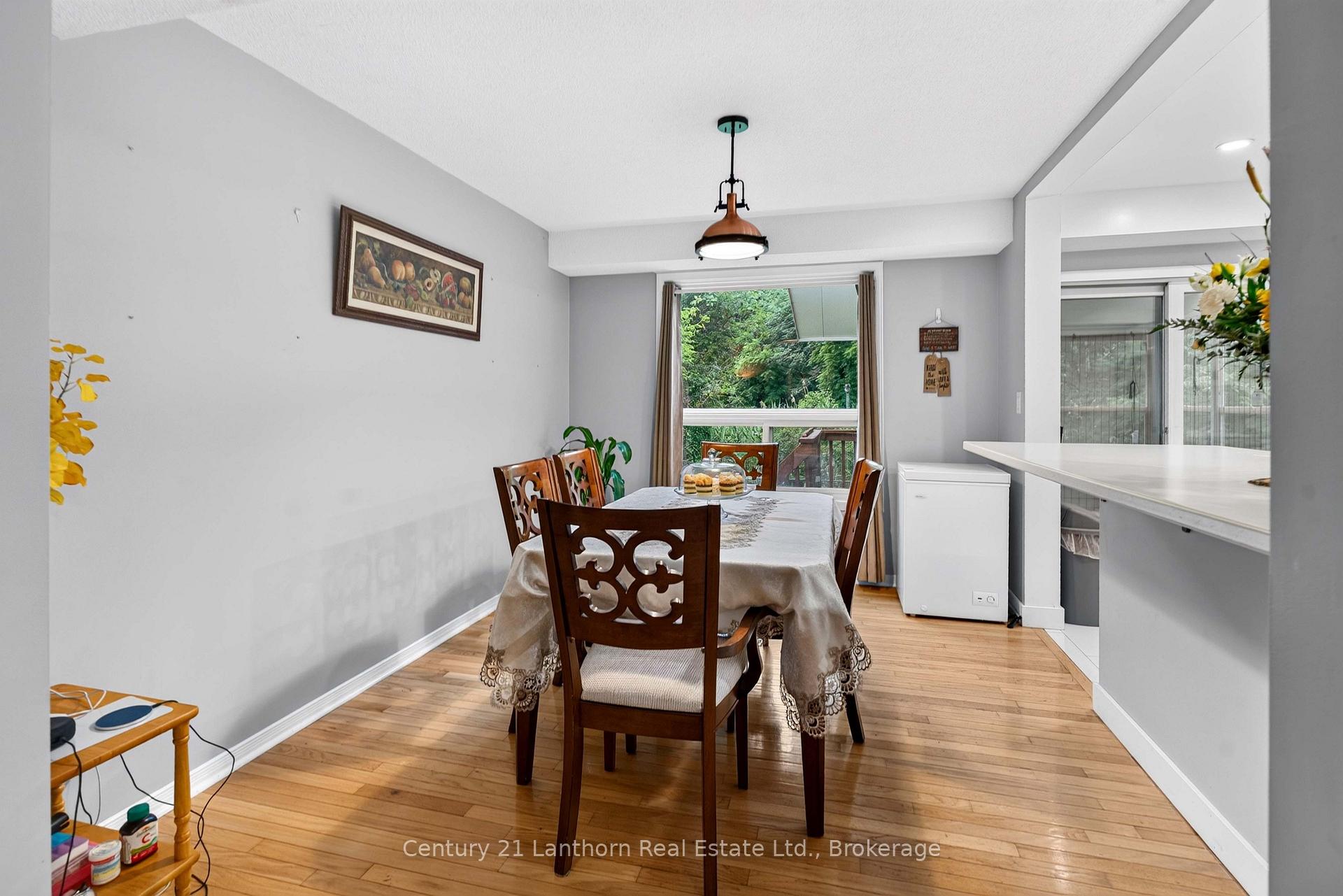 Photo 12 of 256 Vanguard Court, Kingston, East Gardiners Rd — HOMEH