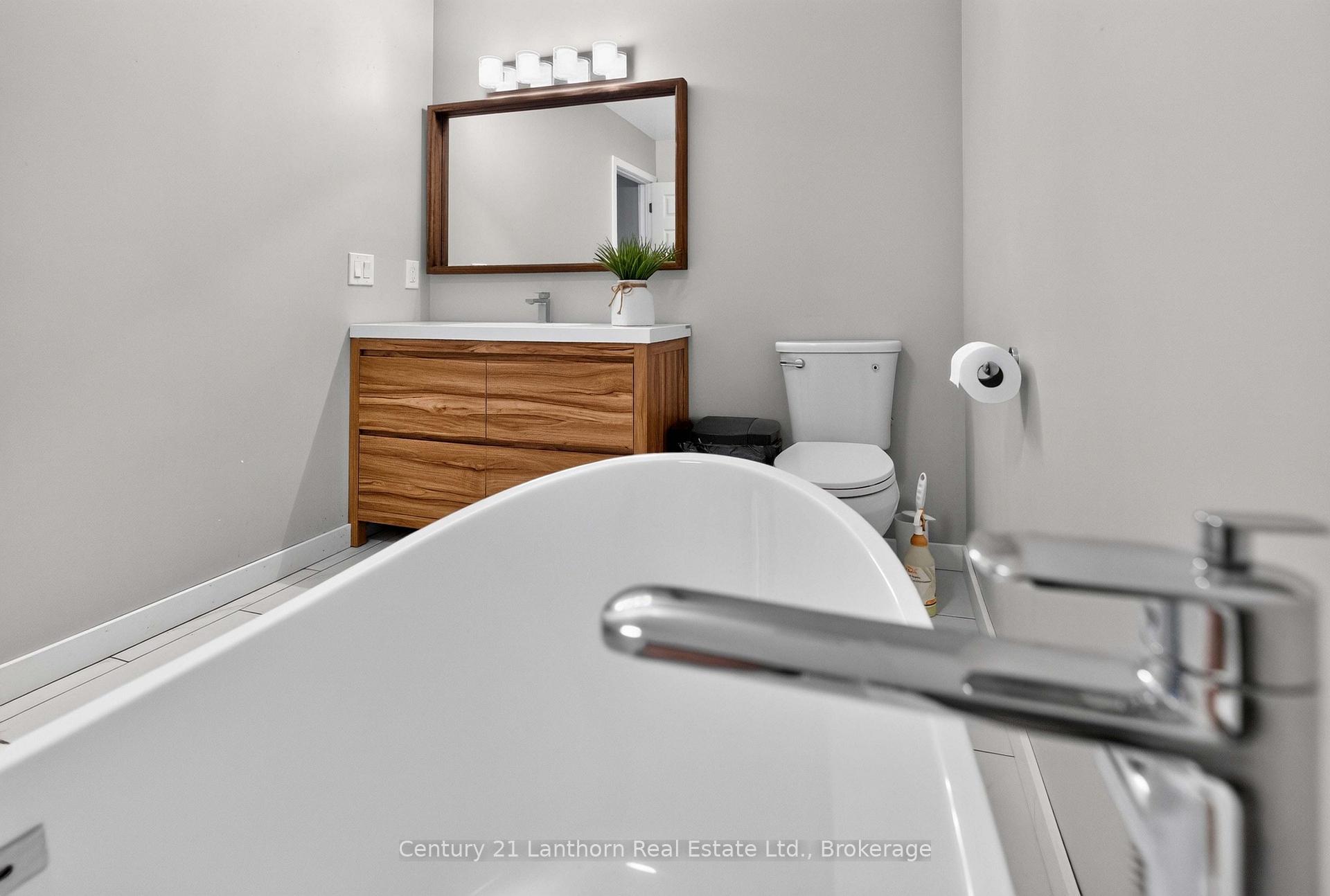 Photo 31 of 256 Vanguard Court, Kingston, East Gardiners Rd — HOMEH