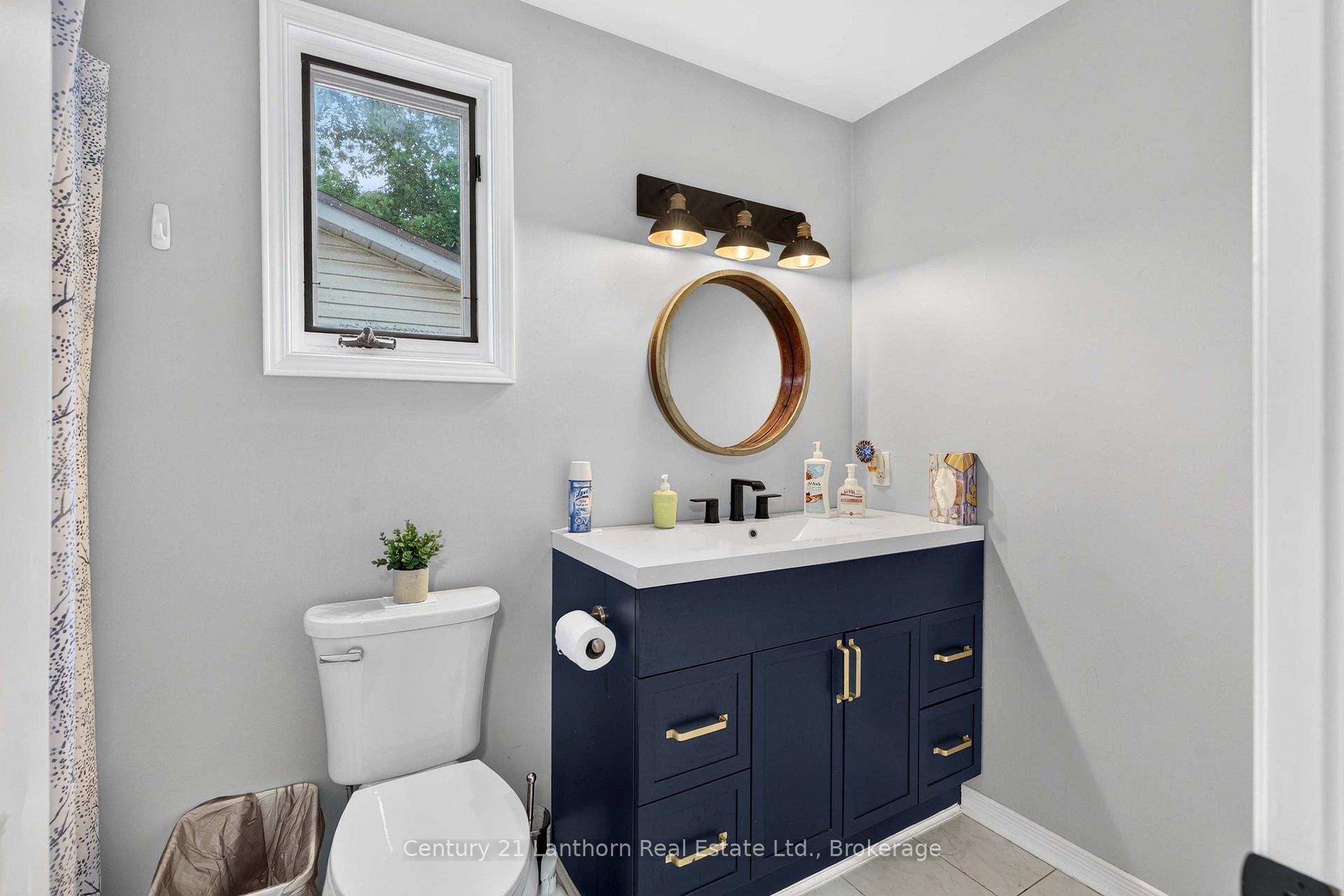 Photo 35 of 256 Vanguard Court, Kingston, East Gardiners Rd — HOMEH