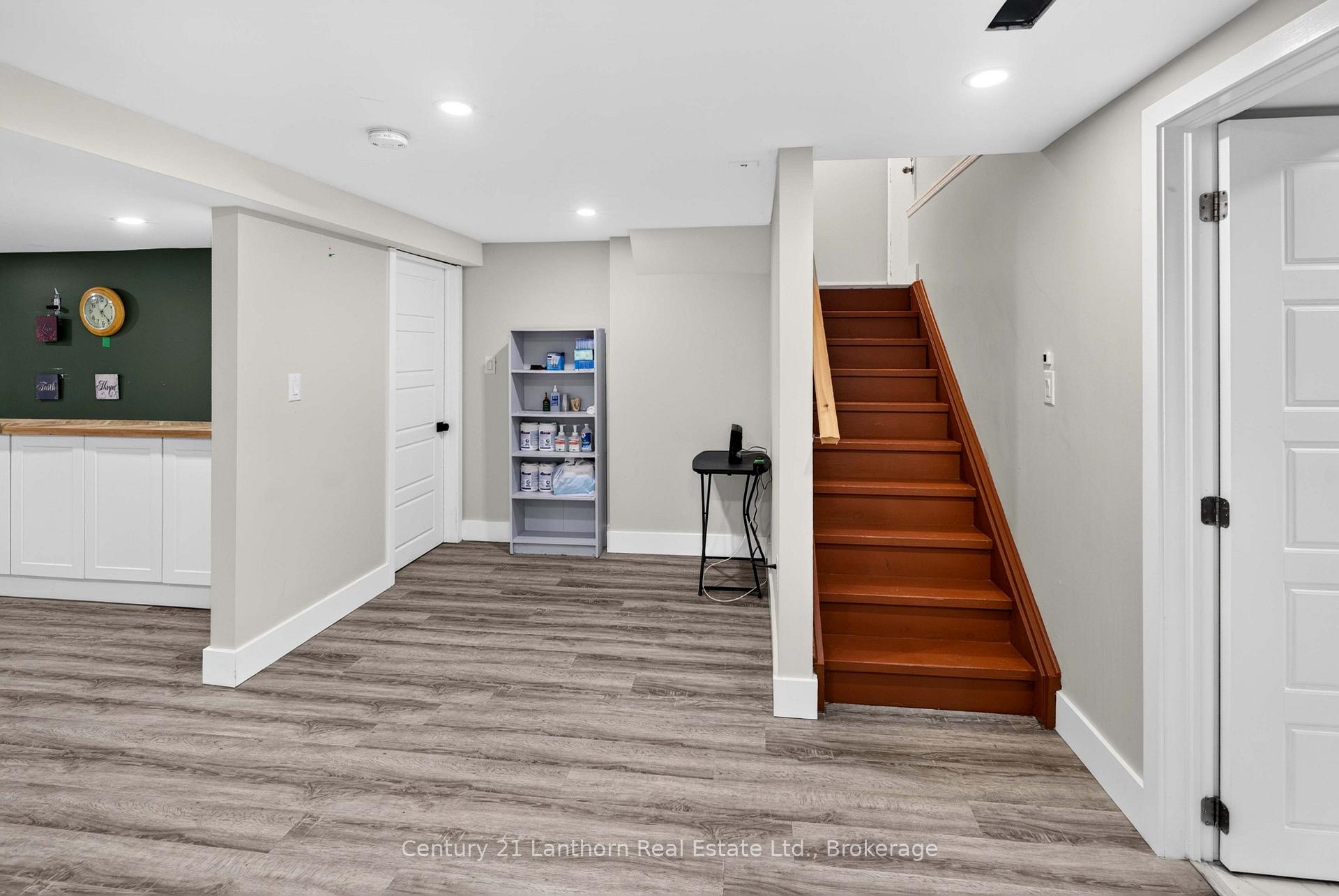 Photo 37 of 256 Vanguard Court, Kingston, East Gardiners Rd — HOMEH