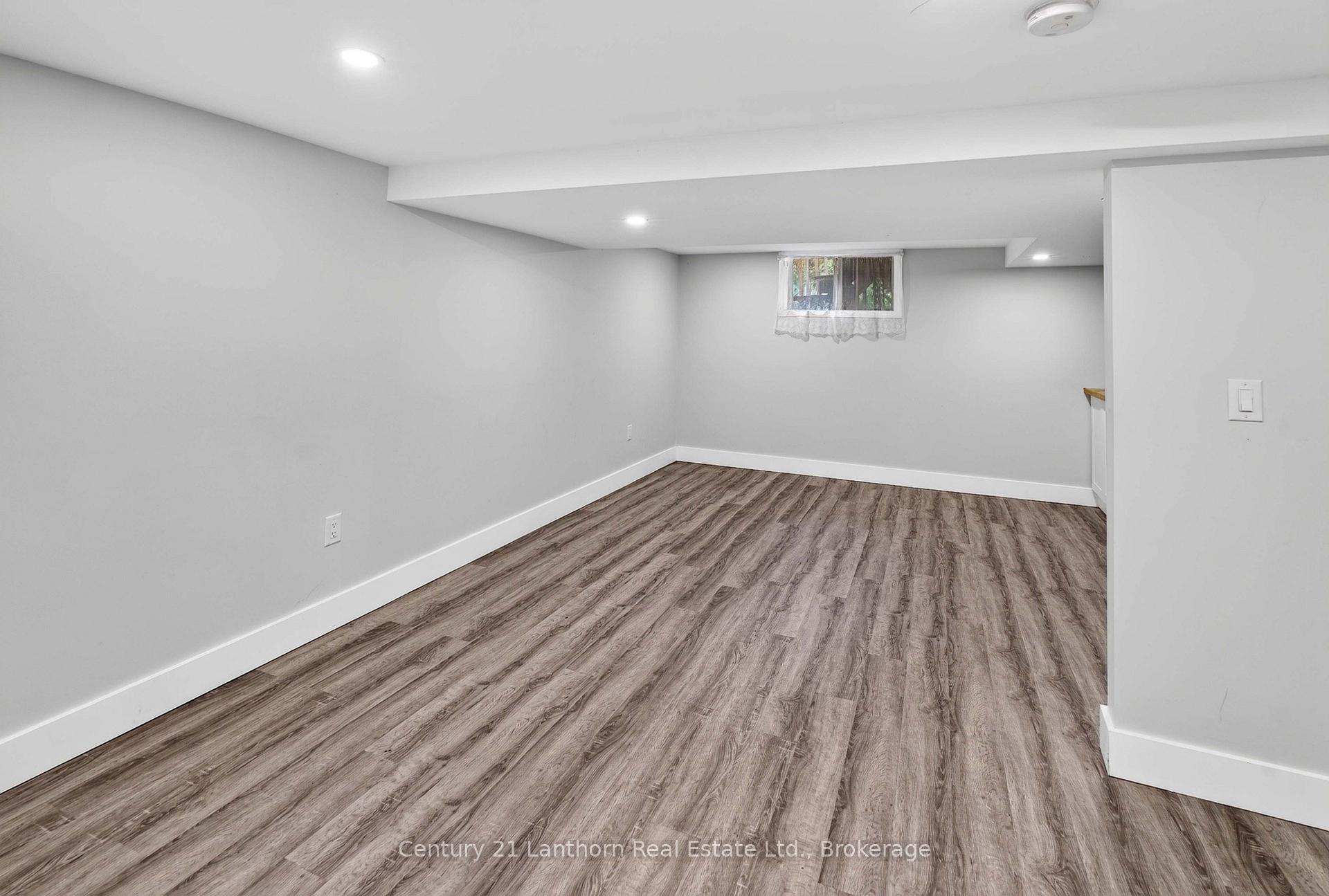 Photo 40 of 256 Vanguard Court, Kingston, East Gardiners Rd — HOMEH
