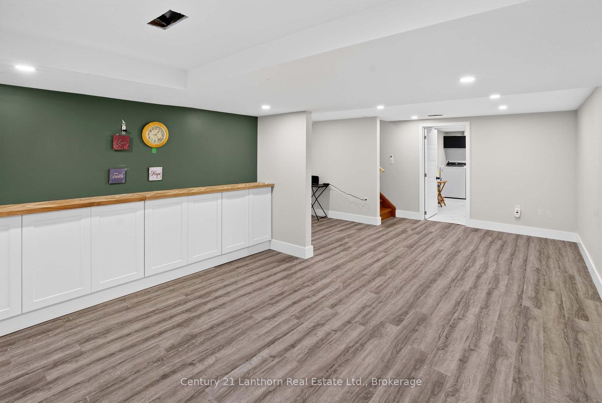 Photo 42 of 256 Vanguard Court, Kingston, East Gardiners Rd — HOMEH