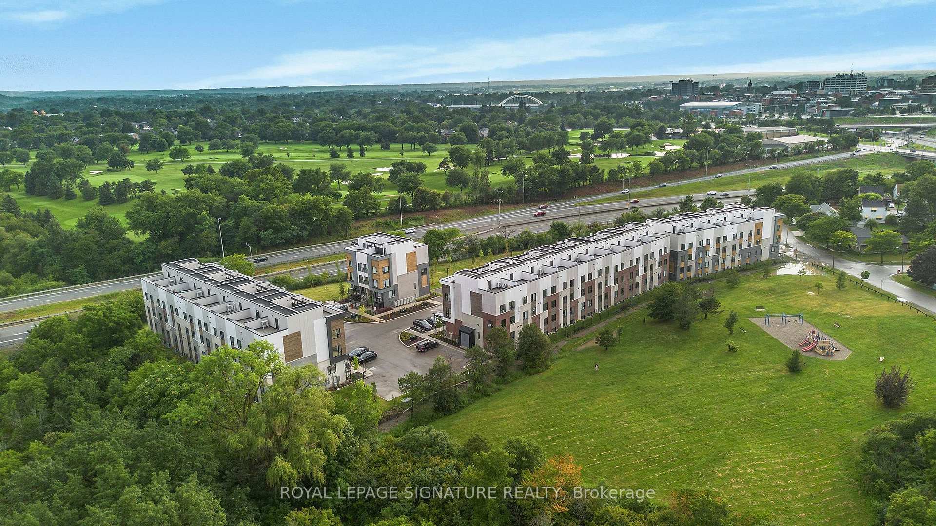 Photo 2 of Unit 316C, 16 Melbourne Avenue, St. Catharines, Oakdale — HOMEH