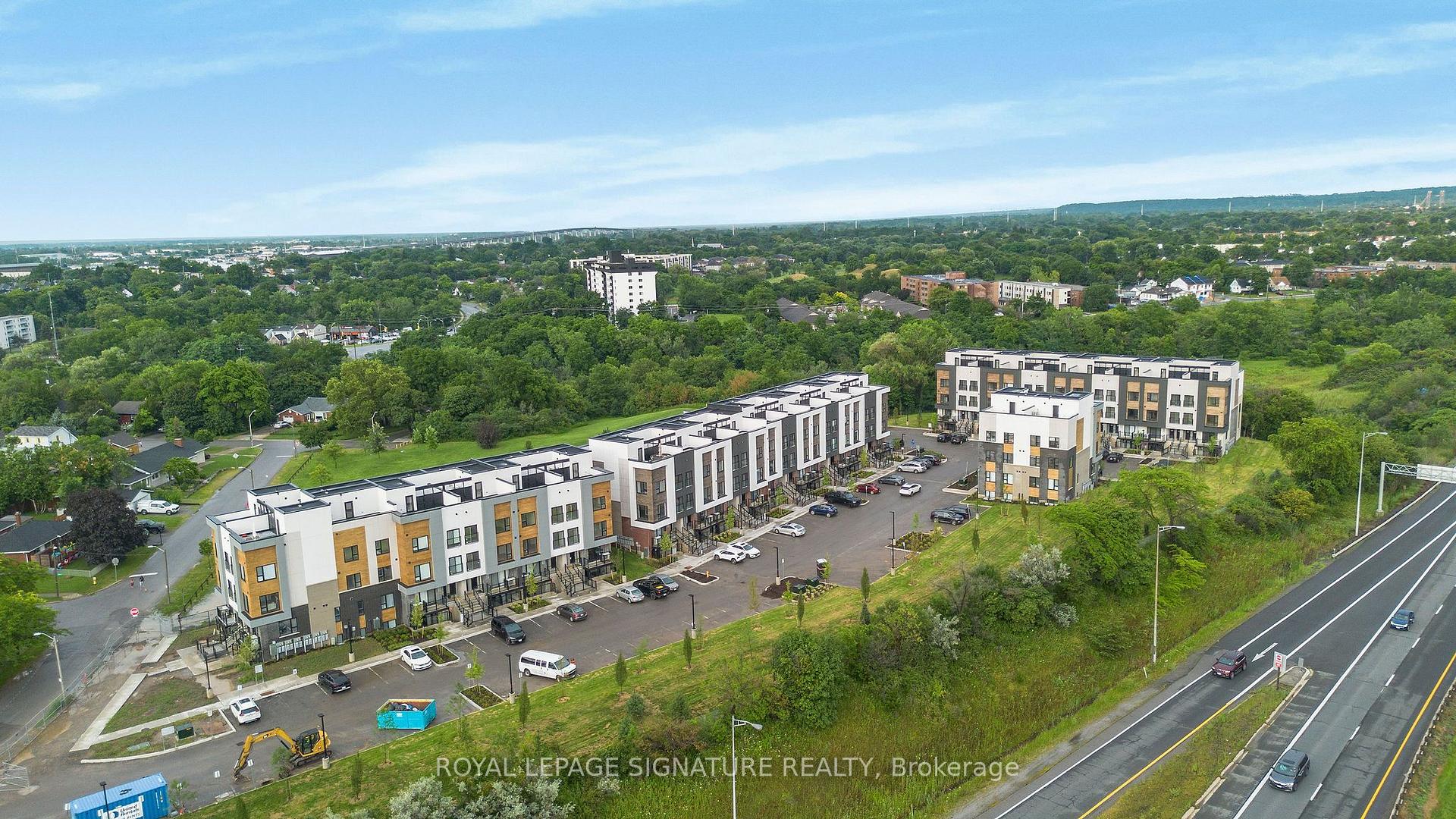 Photo 3 of Unit 316C, 16 Melbourne Avenue, St. Catharines, Oakdale — HOMEH