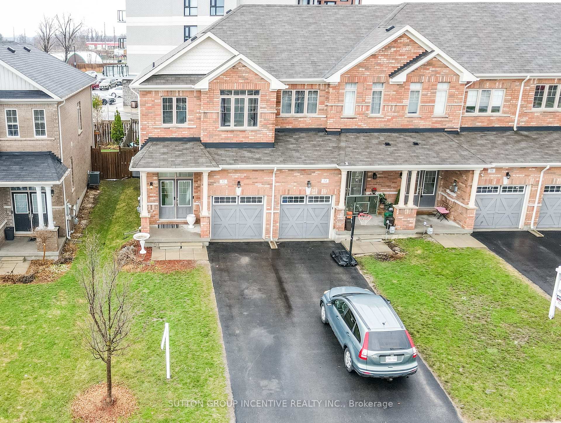 Photo 2 of 52 Snelgrove Crescent, Barrie, West Bayfield — HOMEH