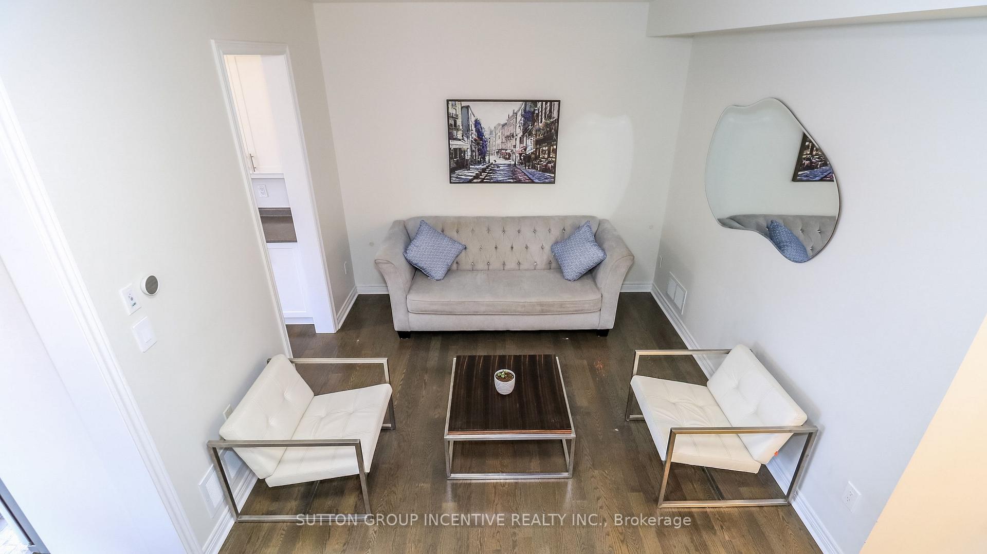 Photo 8 of 52 Snelgrove Crescent, Barrie, West Bayfield — HOMEH