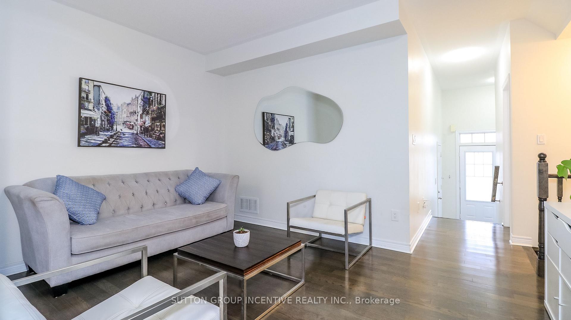 Photo 9 of 52 Snelgrove Crescent, Barrie, West Bayfield — HOMEH