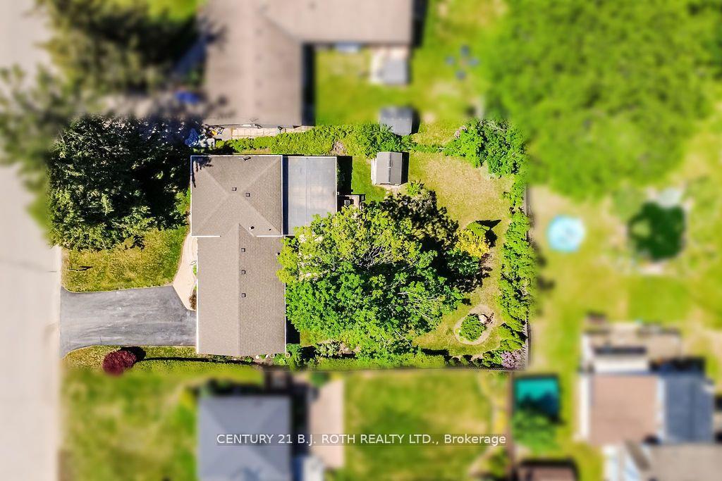 Photo 4 of 424 Jamieson Drive, Orillia — HOMEH