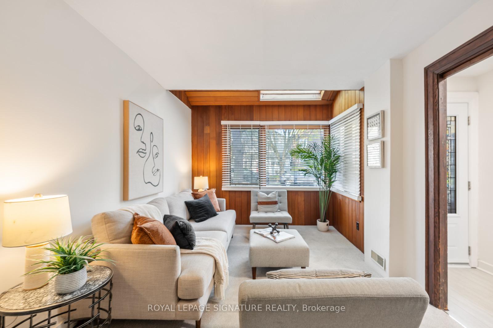 Photo 6 of 164 Rhodes Avenue, Toronto, Greenwood-Coxwell — HOMEH