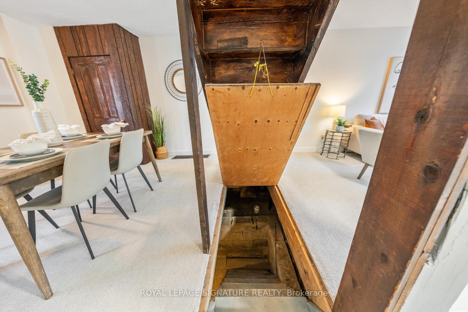 Photo 20 of 164 Rhodes Avenue, Toronto, Greenwood-Coxwell — HOMEH