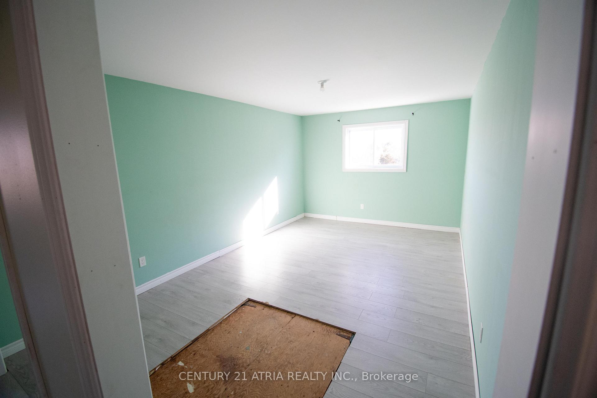 Photo 5 of 119 Knapp Street, Rideau Lakes, Rideau Lakes (South Crosby) Twp — HOMEH