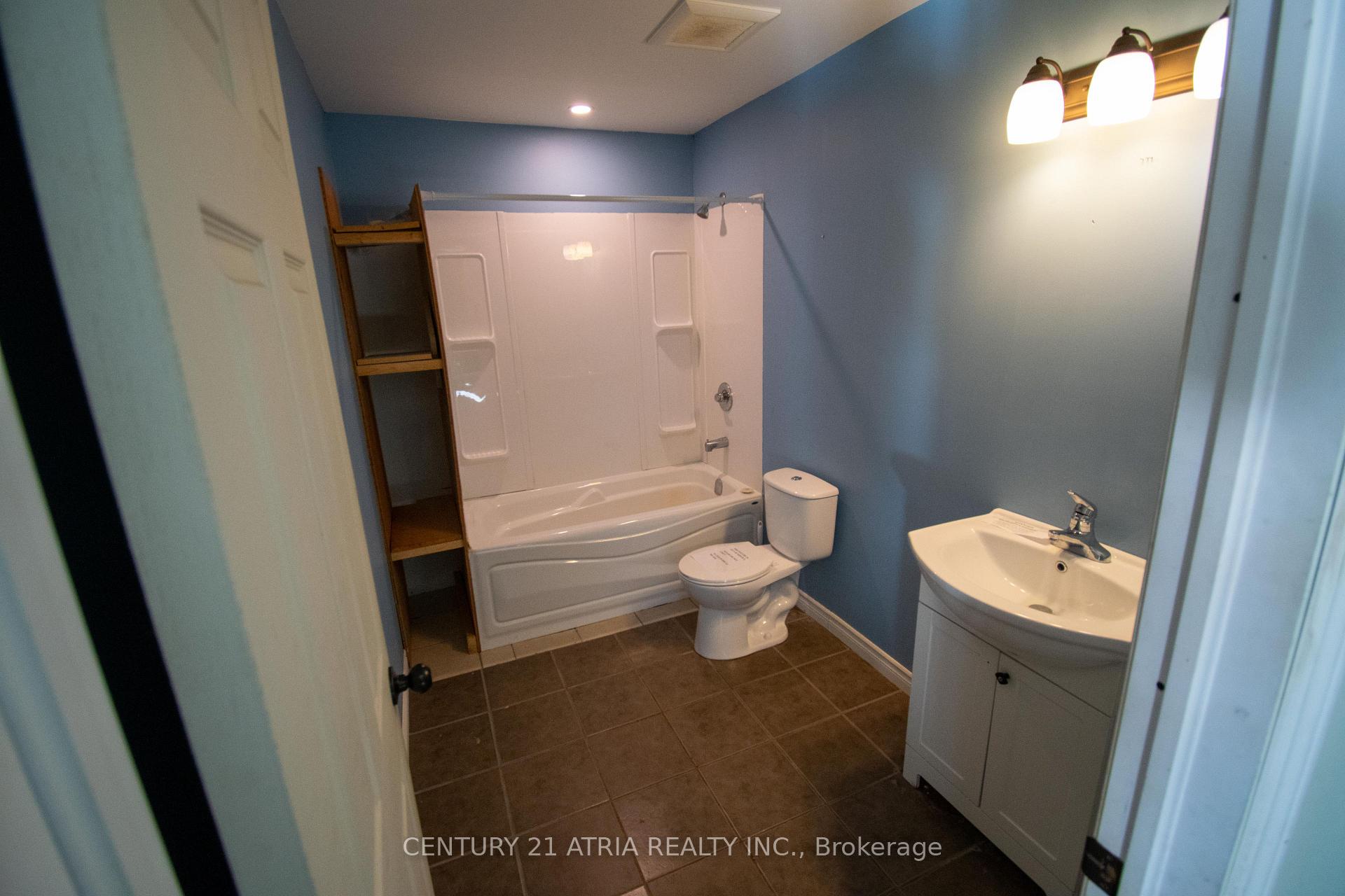 Photo 15 of 119 Knapp Street, Rideau Lakes, Rideau Lakes (South Crosby) Twp — HOMEH
