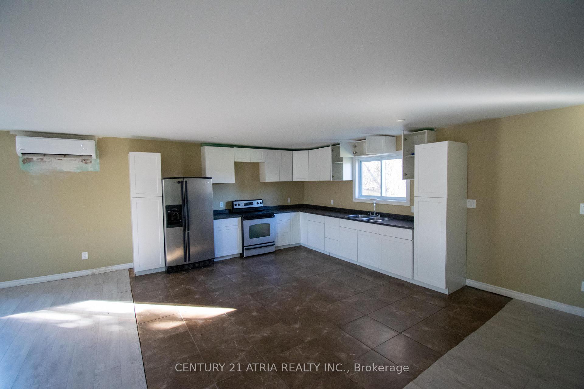 Photo 19 of 119 Knapp Street, Rideau Lakes, Rideau Lakes (South Crosby) Twp — HOMEH