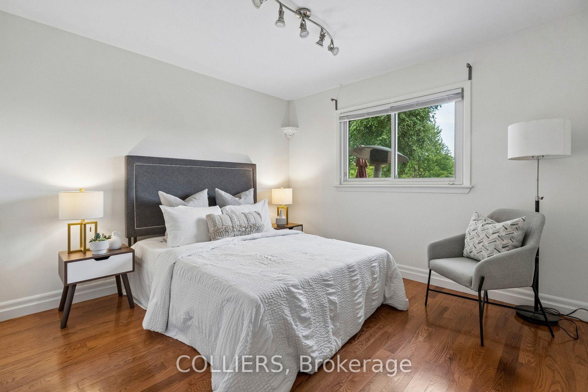 Photo 13 of 1602 Carletta Drive, Mississauga, Lakeview — HOMEH