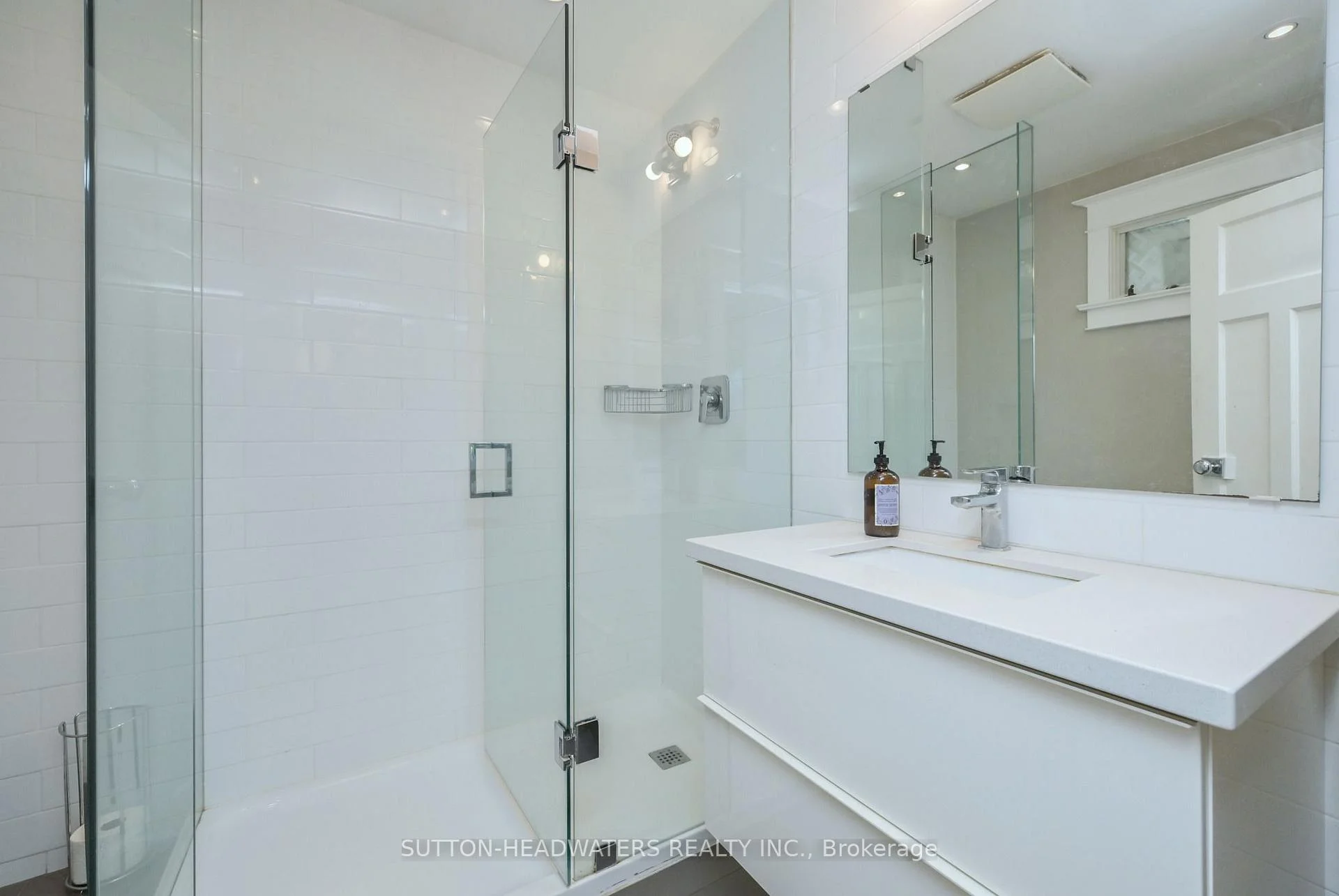 Photo 32 of 14427 Creditview Road, Caledon, Cheltenham — HOMEH