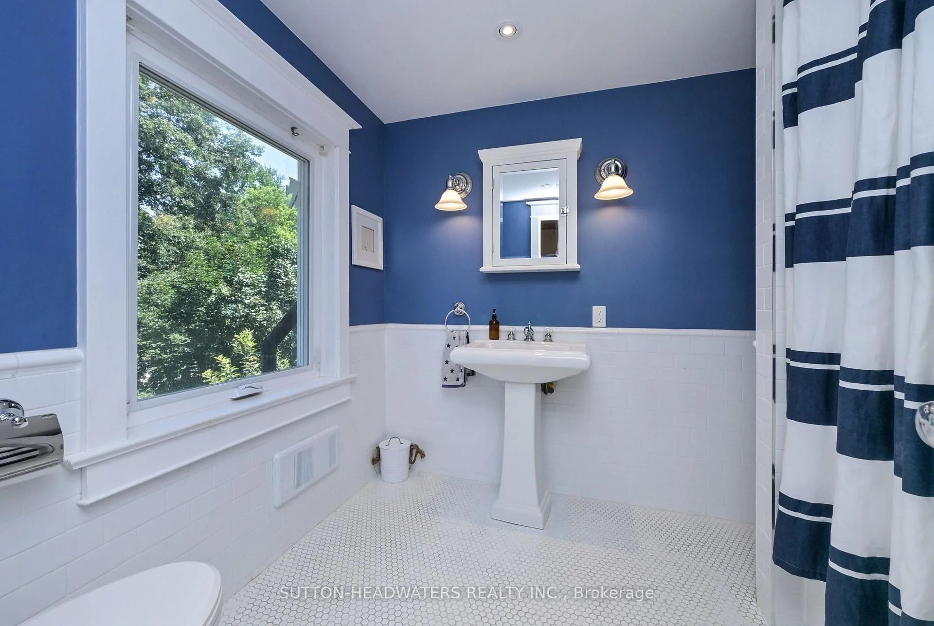 Photo 47 of 14427 Creditview Road, Caledon, Cheltenham — HOMEH