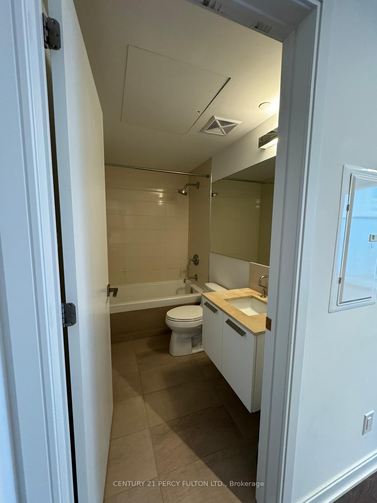 Photo 6 of Unit 908, 50 Charles Street E, Toronto, Church-Yonge Corridor — HOMEH