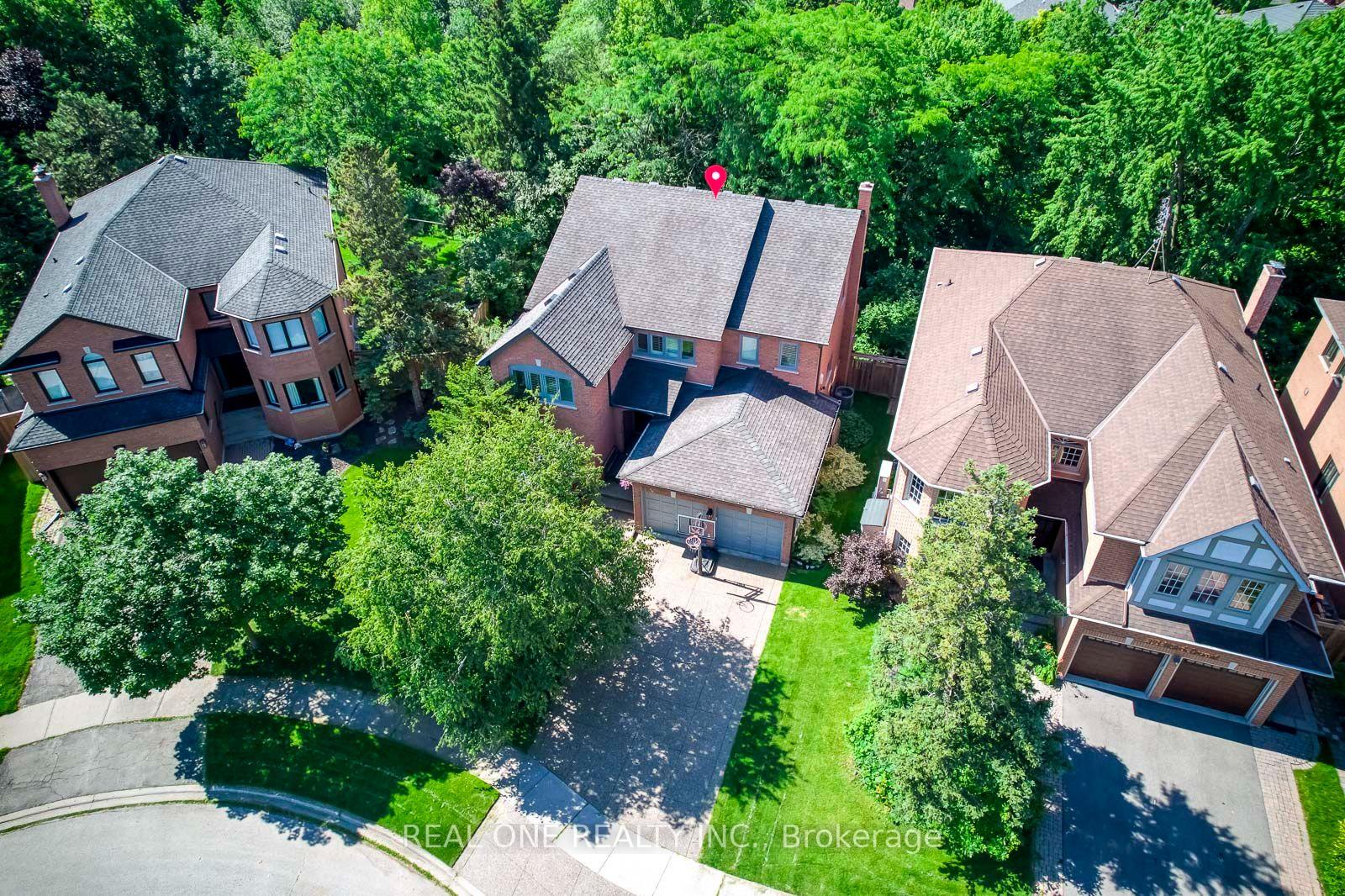 Photo 1 of 395 March Crescent, Oakville, River Oaks — HOMEH