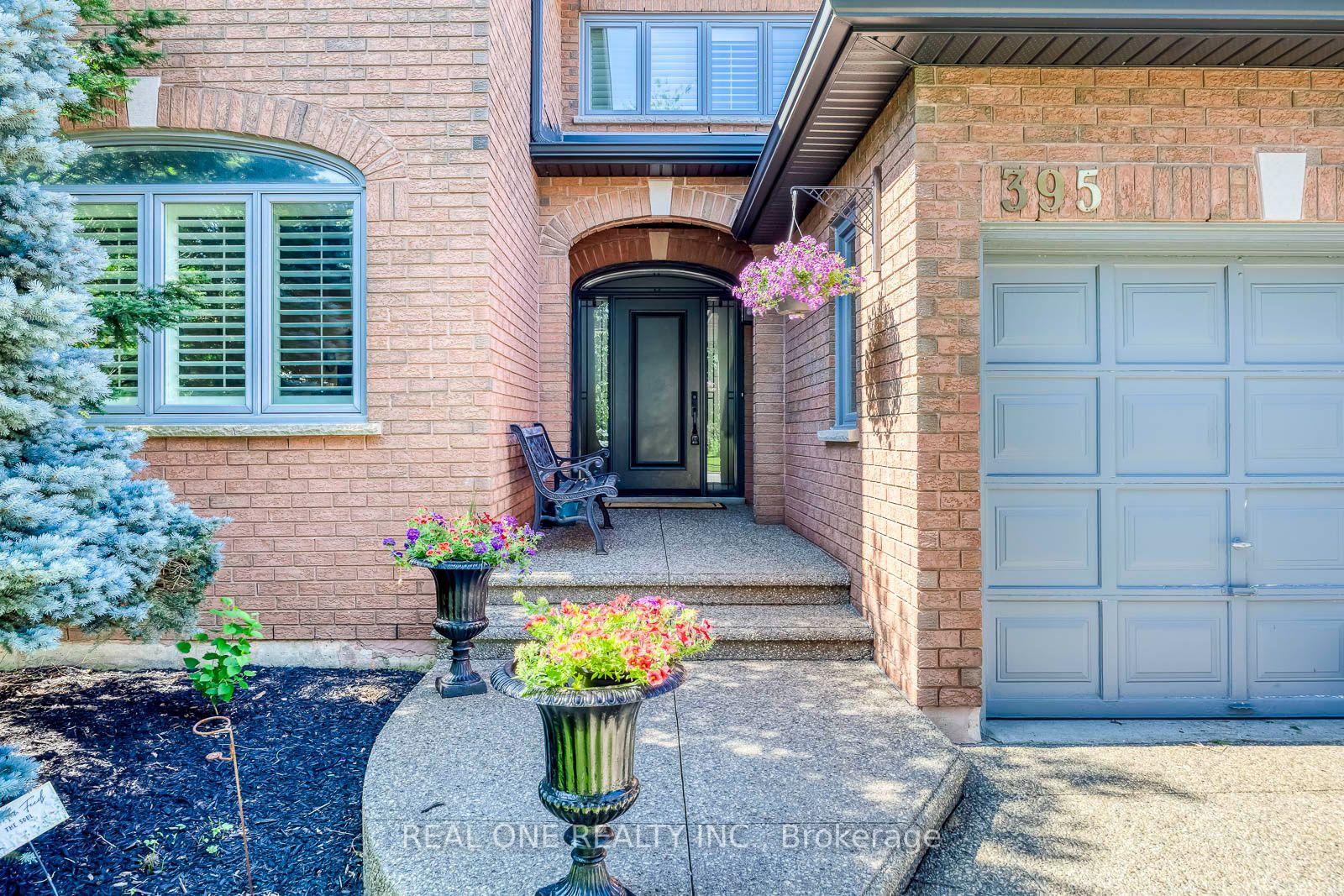 Photo 4 of 395 March Crescent, Oakville, River Oaks — HOMEH