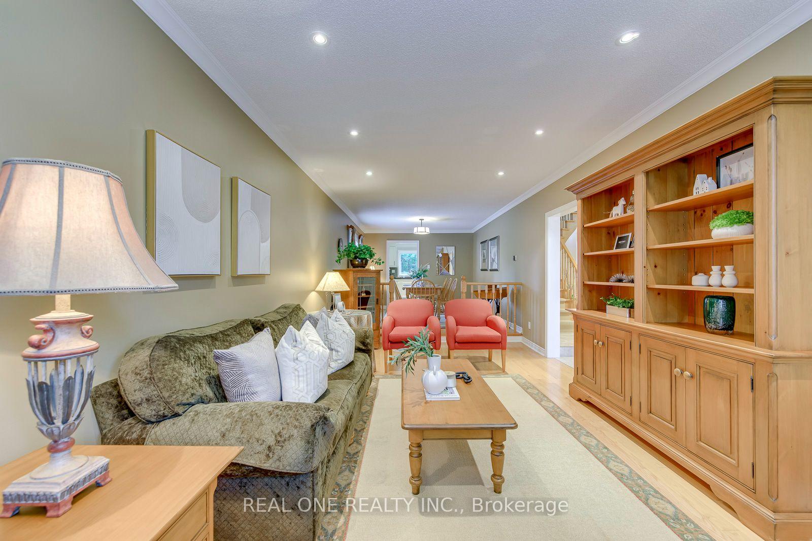Photo 7 of 395 March Crescent, Oakville, River Oaks — HOMEH