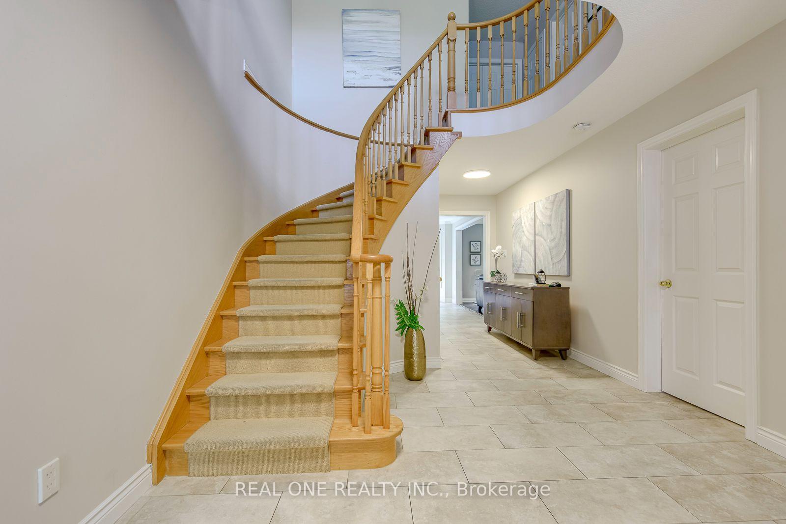 Photo 23 of 395 March Crescent, Oakville, River Oaks — HOMEH