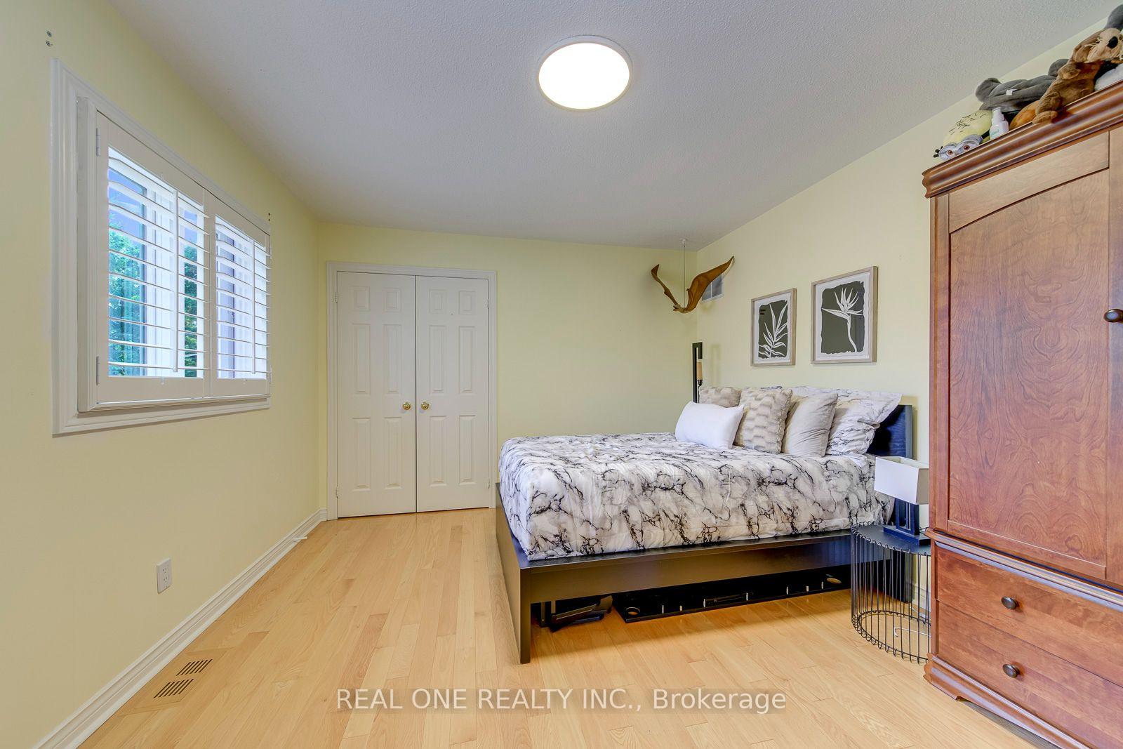 Photo 31 of 395 March Crescent, Oakville, River Oaks — HOMEH