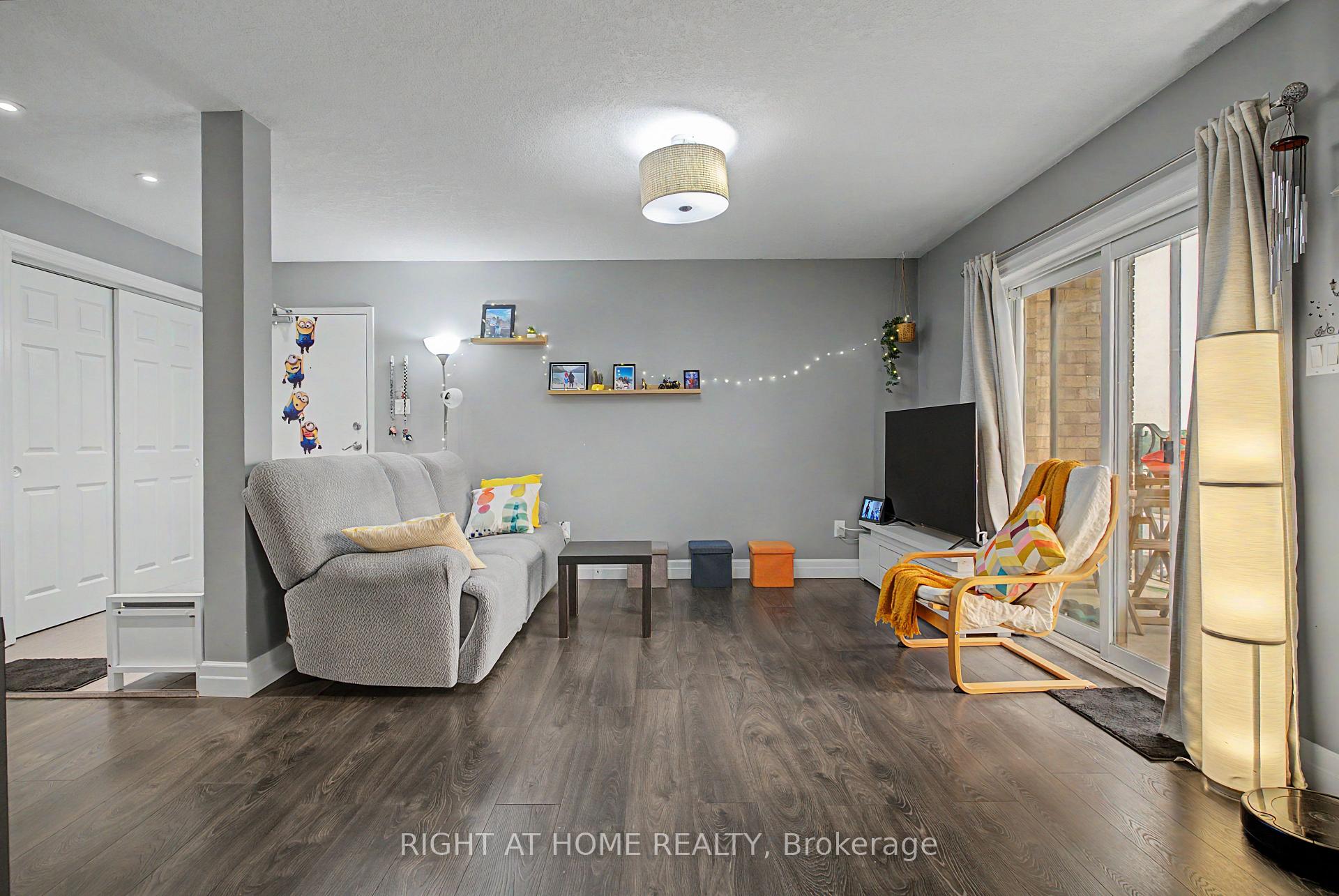 Photo 12 of Unit 403, 1522 King Street E, Kitchener, Eastwood — HOMEH
