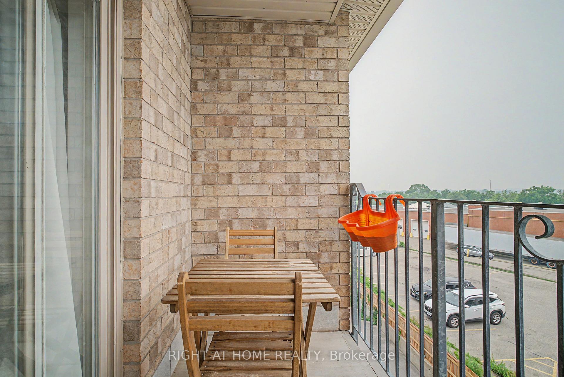 Photo 22 of Unit 403, 1522 King Street E, Kitchener, Eastwood — HOMEH